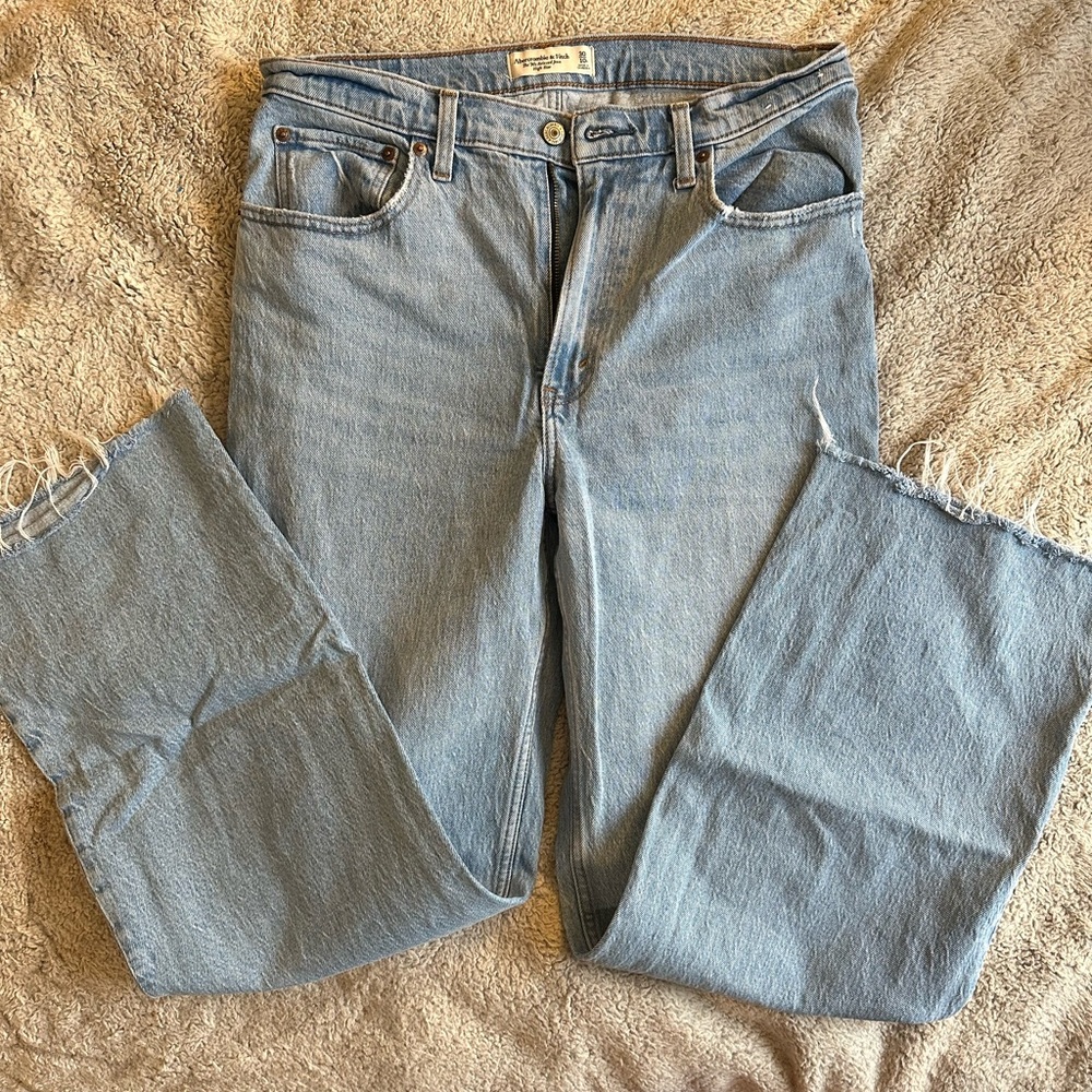 Abercrombie 90s high rise relaxed denim
